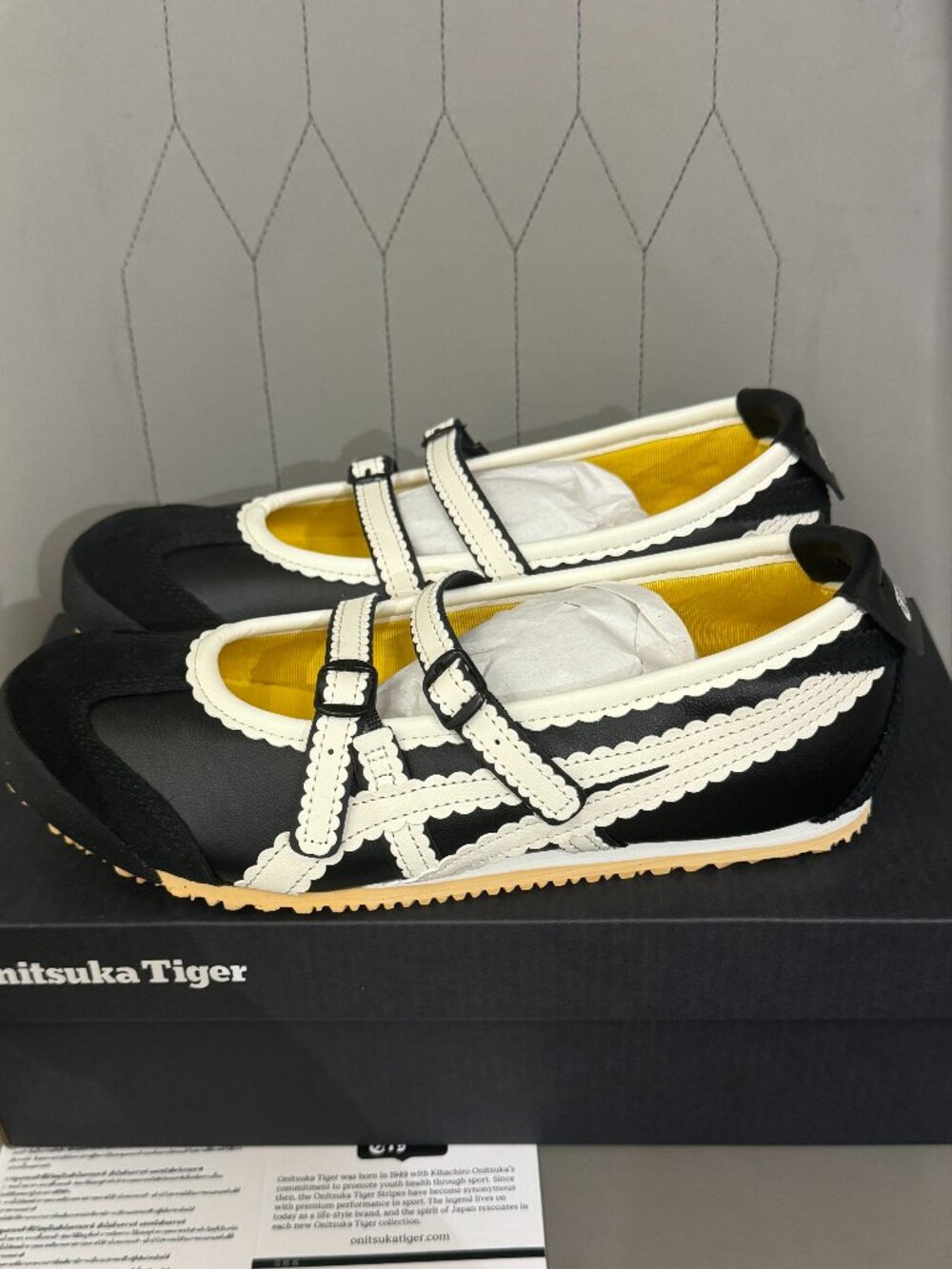 Onitsuka Tiger Mexico 66 Women's Casual Flat Shoes